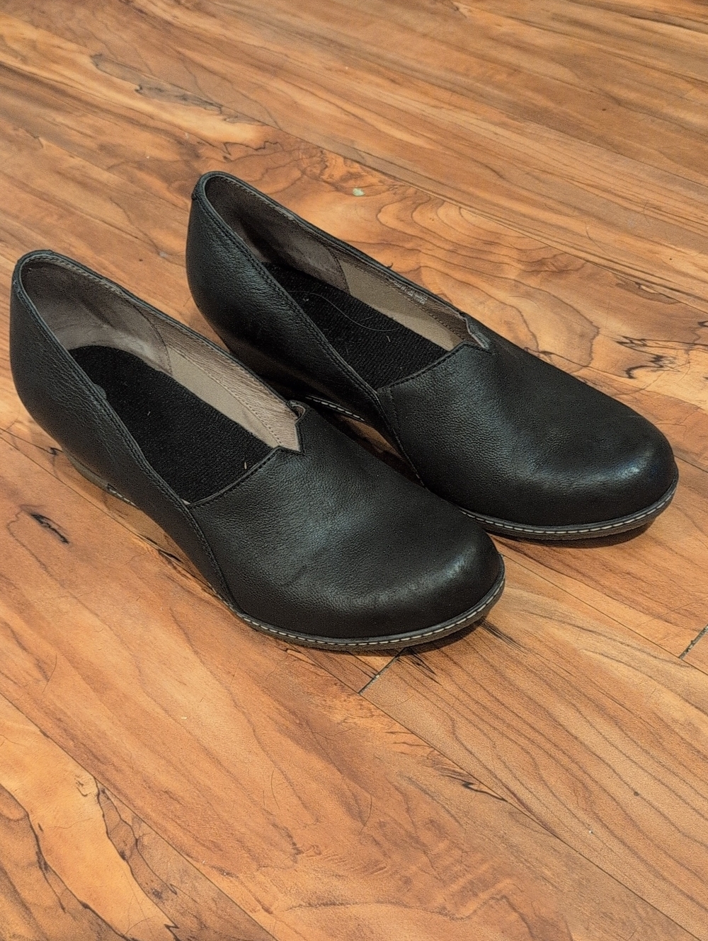 Dansko Black Leather Wedge Loafers Slip On Shoes Clogs 40 10